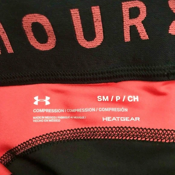 CLOSEOUT \Under Armour\• Compression Crop Leggings - Picture 12 of 16